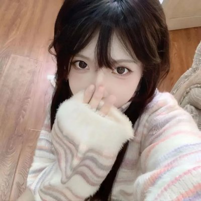 蜜桃女孩