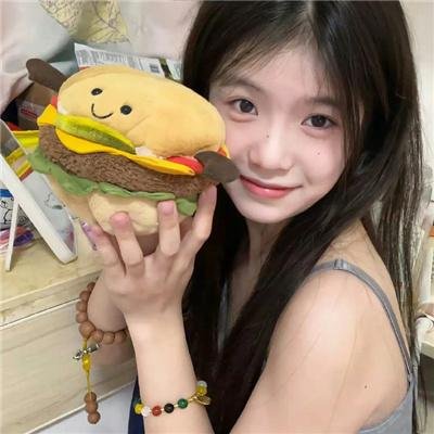 她来自台北