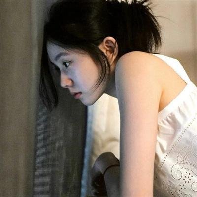 青苔花开
